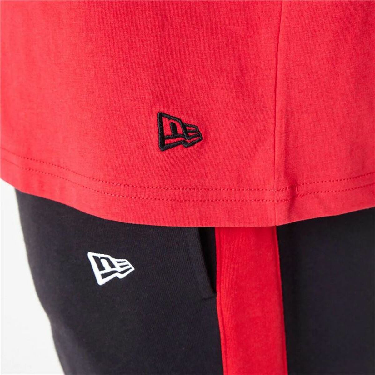 V4H68E4BB6A0EF4C8CD1C42E790FB37280CR4792965P5