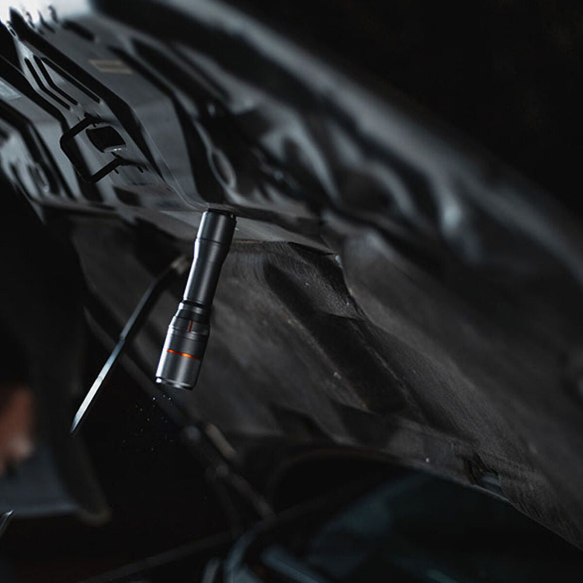 V5H3832CB1C8F987B559B1F8BF0302ACDB1R4107359P8