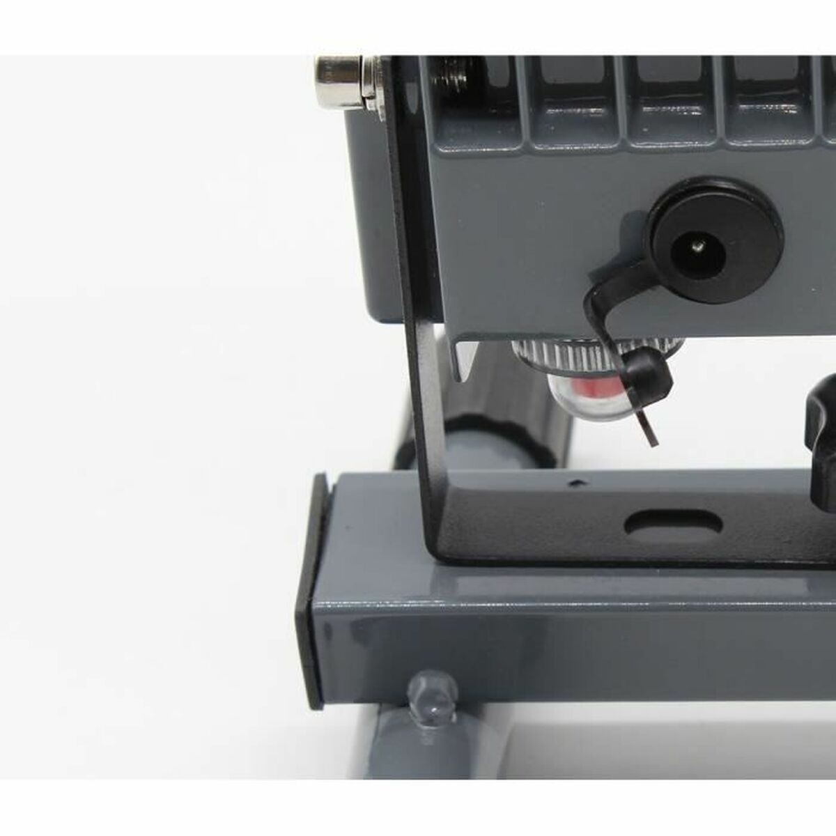 V2H47CCA1A1FFE57E30A5C056B7E17B1E60R7050395P2