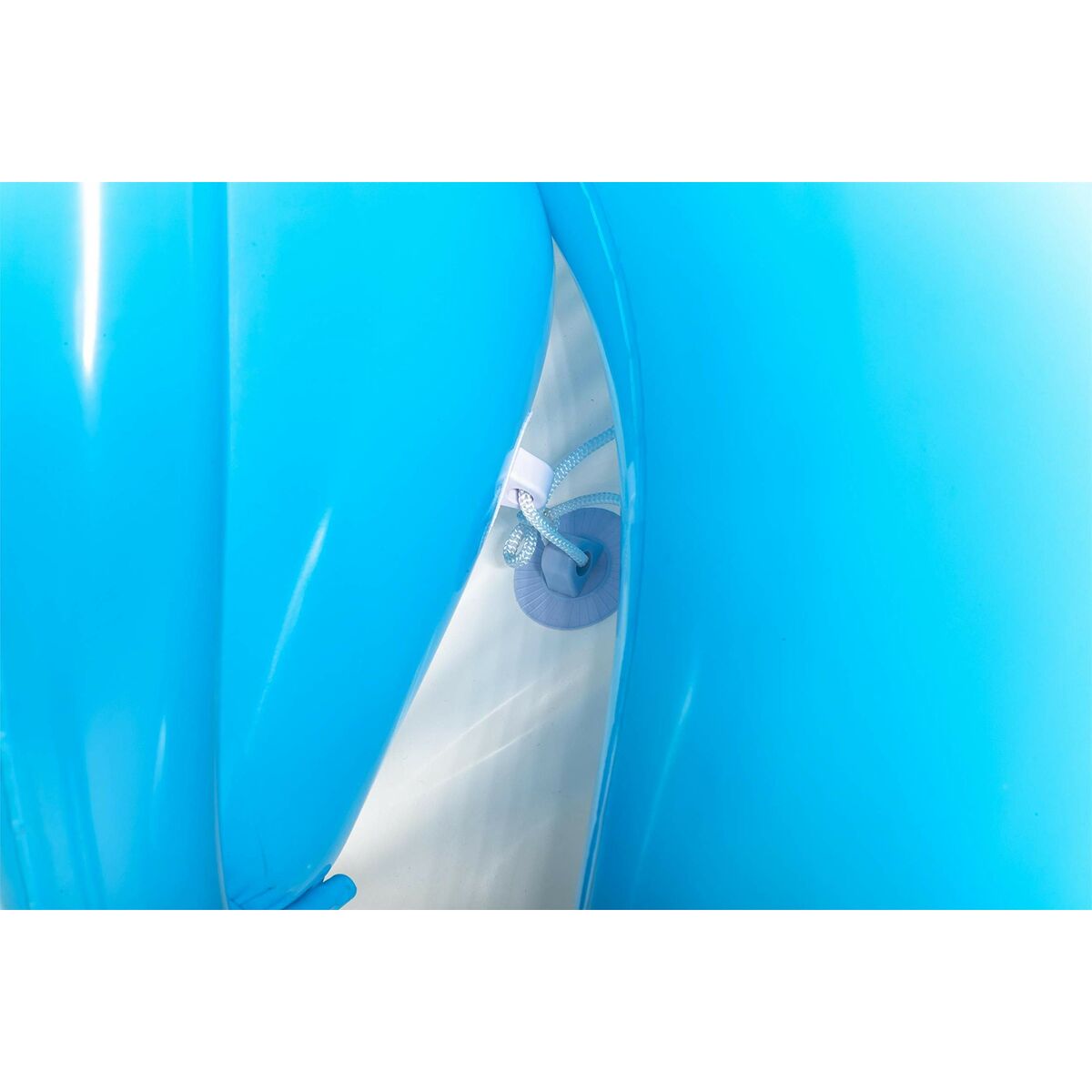 V6HAB982A775BA6D8BD221A110468E6F12BR4127001P9