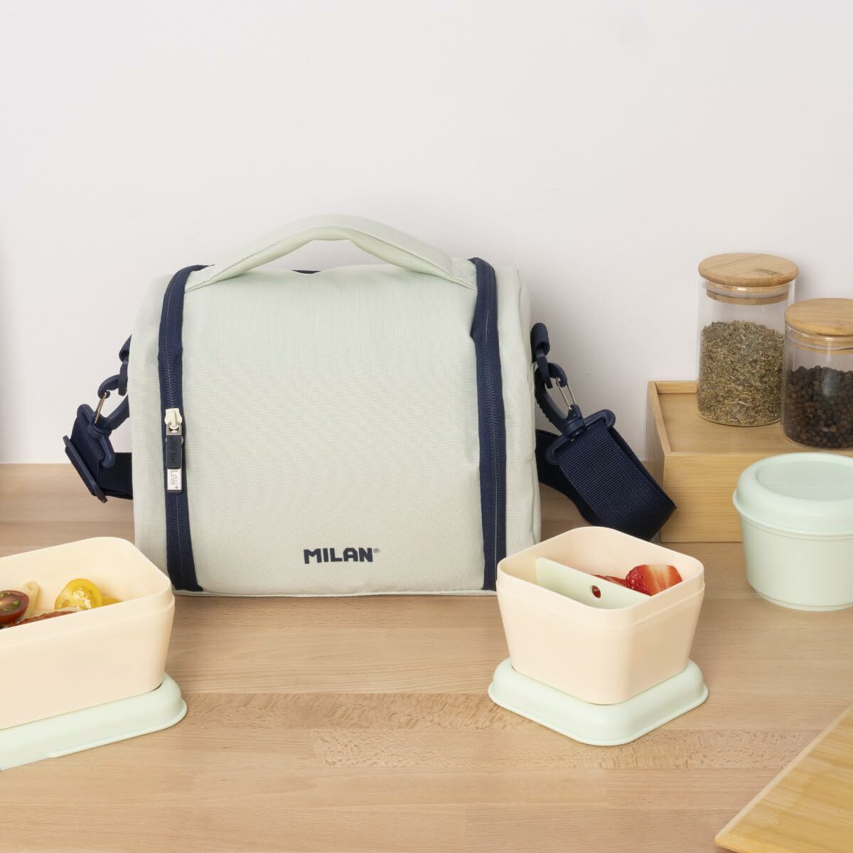 V5H1C7196EEFF09BBDCCA1C6BB83C7624ADR6205358P5