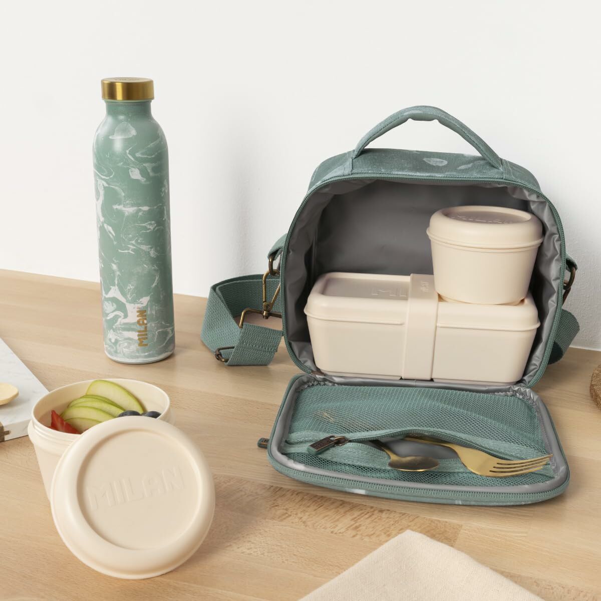 V3HC88785997FCE34A63BE5A2A82F956CCCR6102967P3