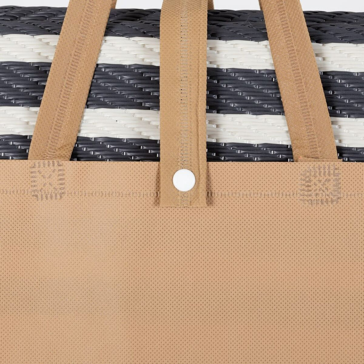 V6HA9E0E1AB913FFF8143A4CF731F5EA81BR5159619P3