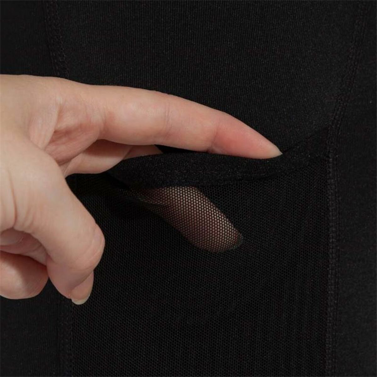 V3HA7A6787908E7BB703272DDB8B01F3803R6162823P5