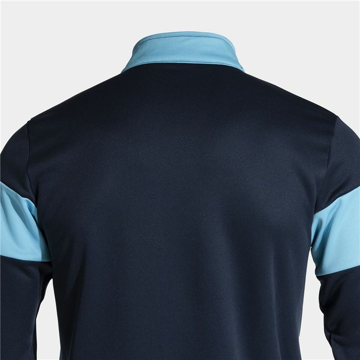 V5HEB1DA634A349F862438495CE9DE1B798R7247630P4