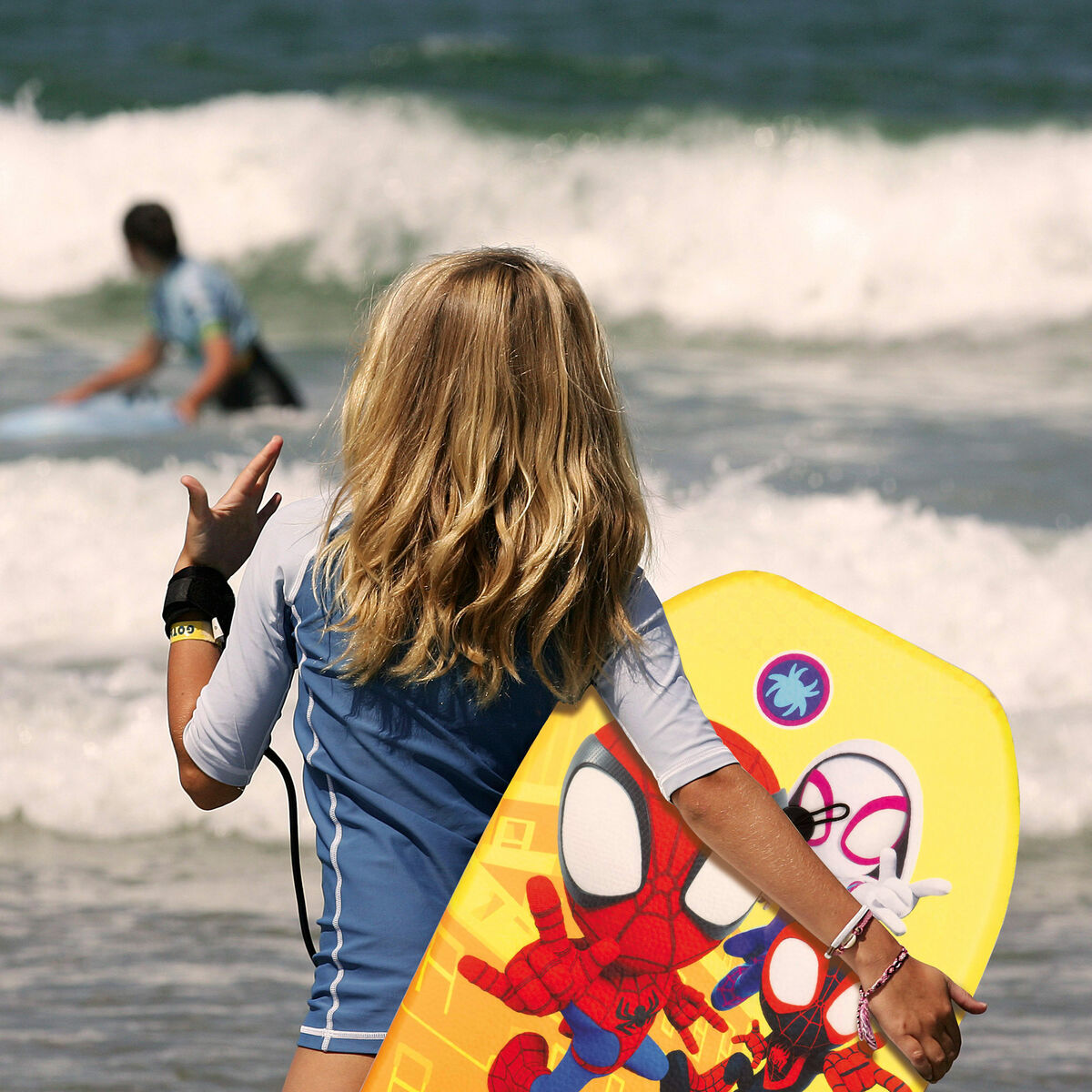 V3HE48C50BD4702FF99ACC6CFF939DCEF9AR5648360P7