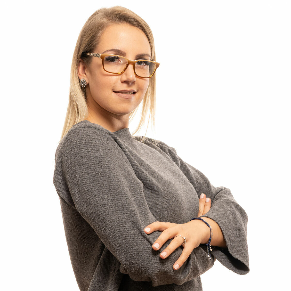 V3H67C2F0142600E34E80FD1DB1F5594763R5806313P4