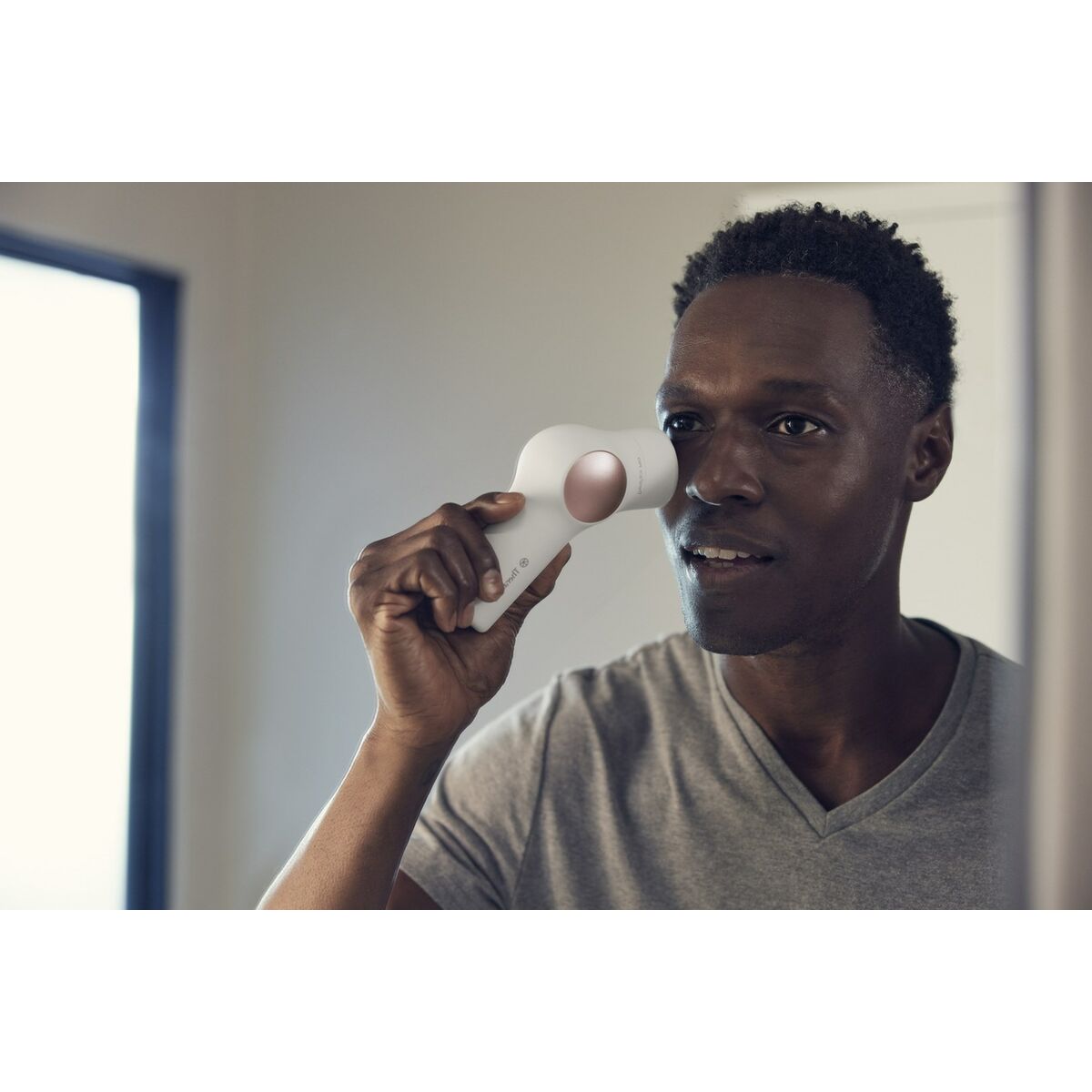 V5H9ADDD3CA495F15BD3E05FCE4C54C1A8BR4939010P10