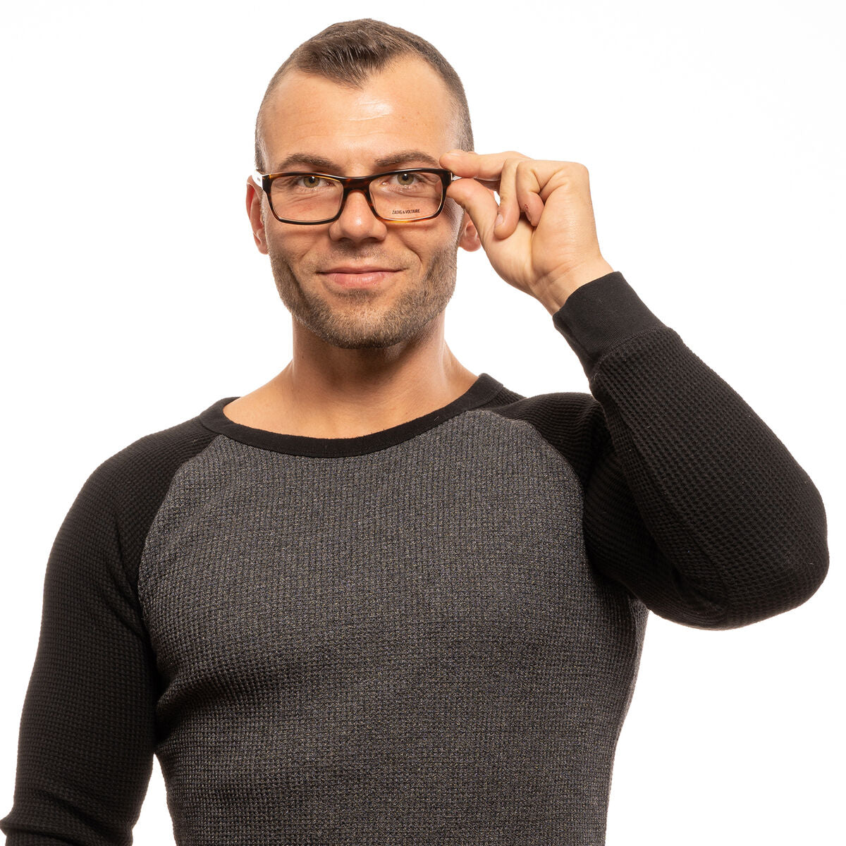 V7H1FD4B564A1AE703D7D16C3C648C28CD9R3702047P4