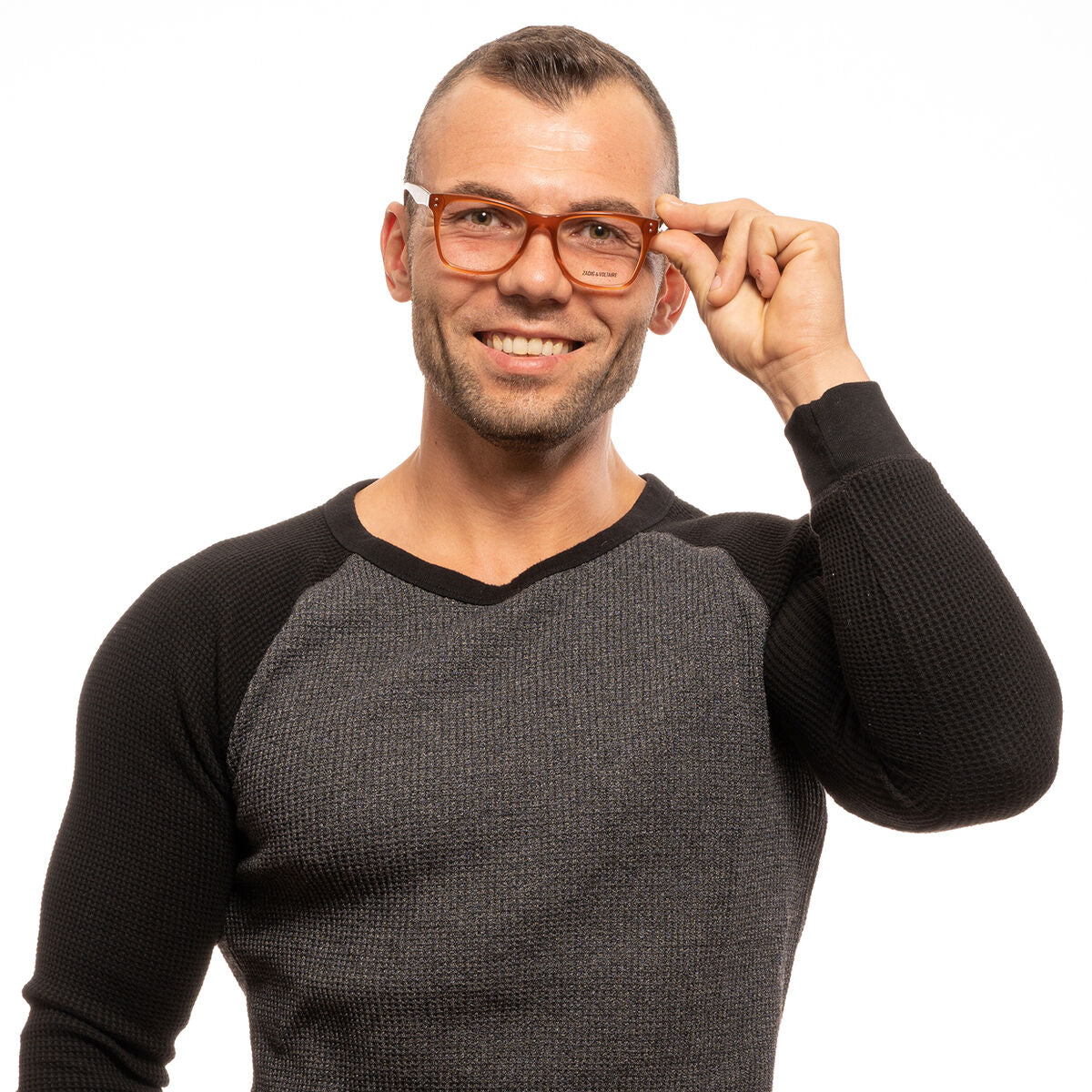 V6HC96BF2F1EB0132D6A7858323C008C134R3702090P5