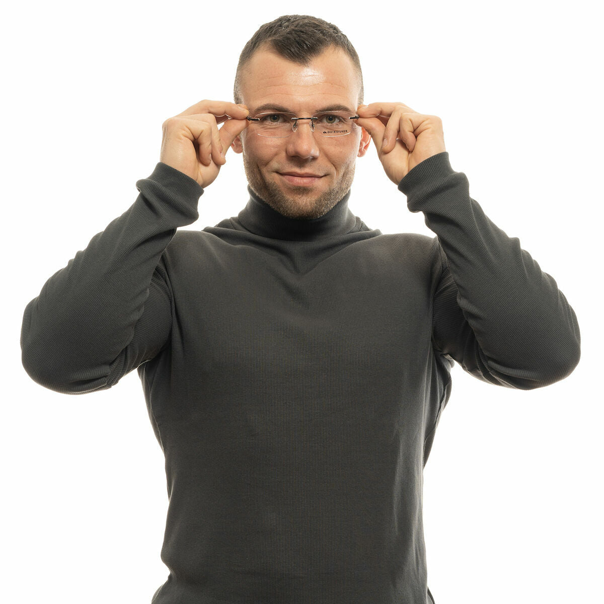 V3HE8C2D241370CA7CE84F4ADA56F0D0E97R5869269P4