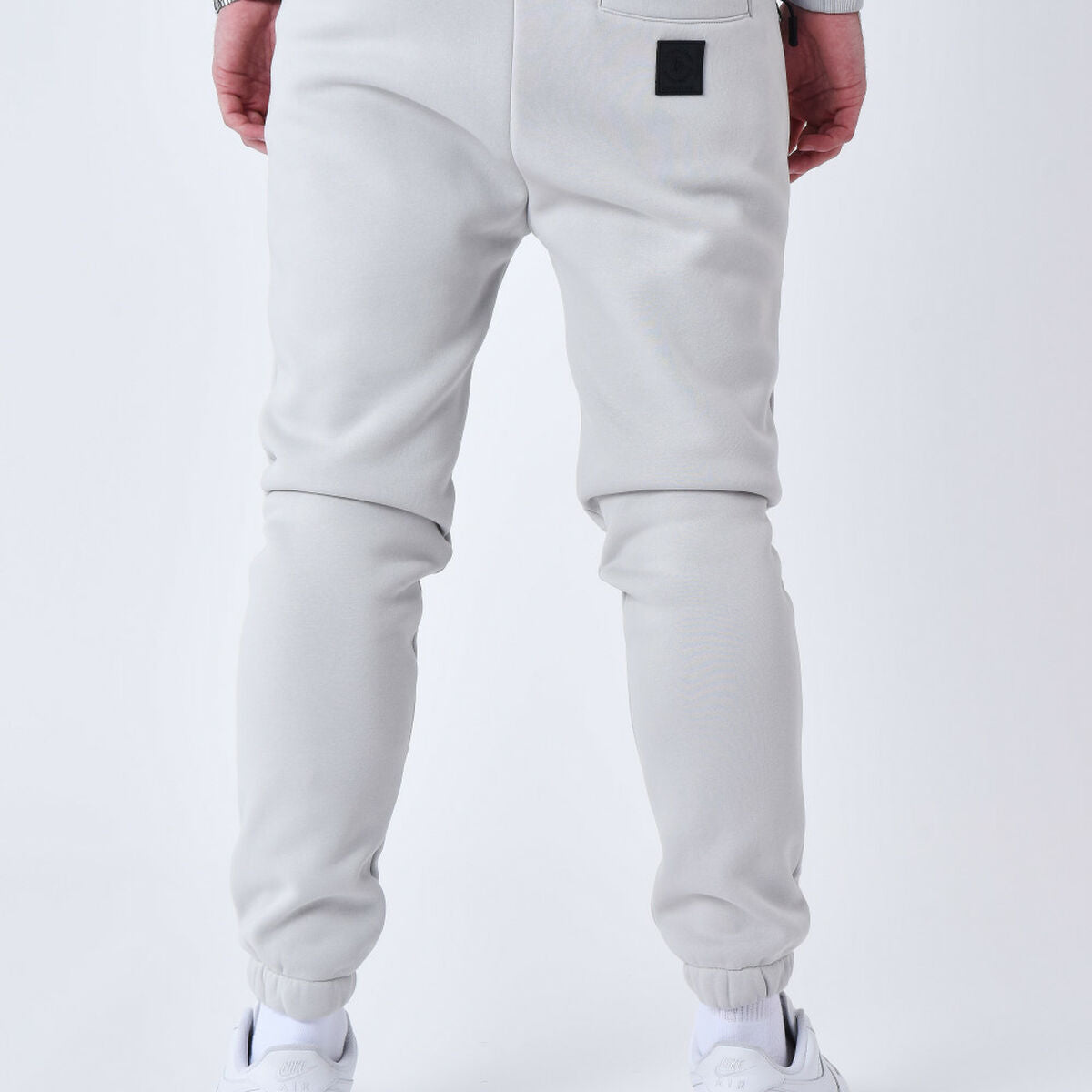 V5H316ECB5A0D0C548A340149FAEDFC8B8ER5847572P3