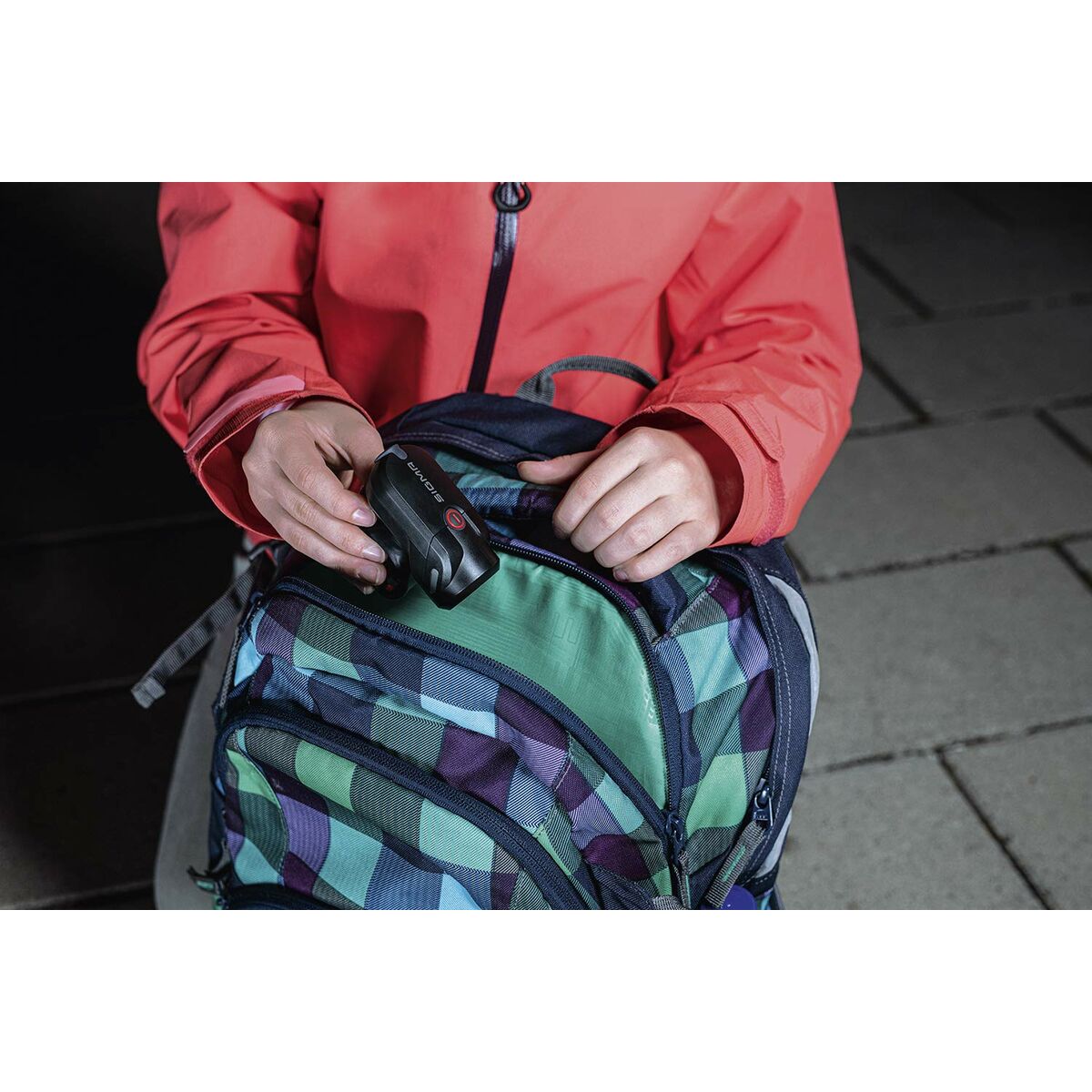 V4H569F1017AD5D2998281BF7121B424F56R7320716P8