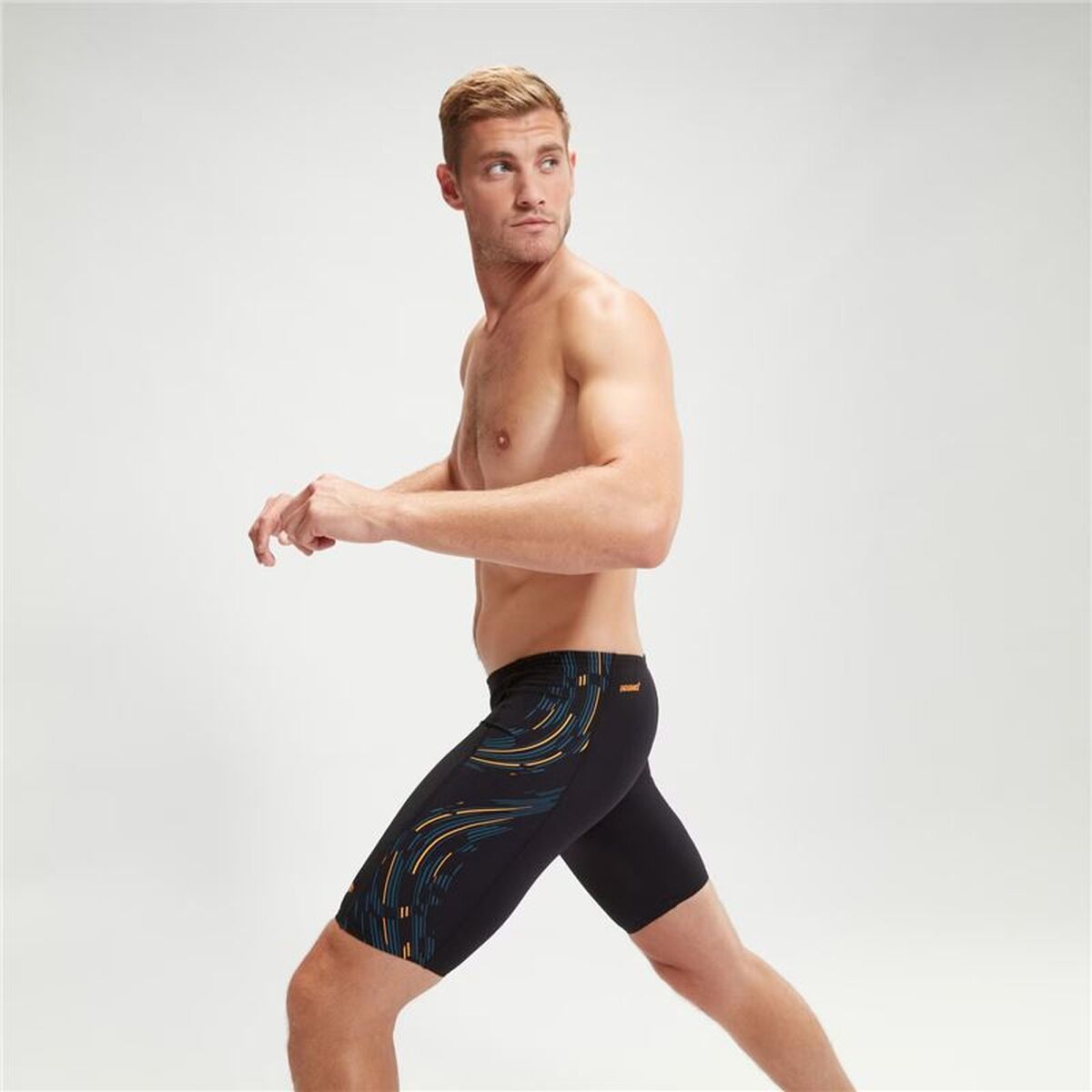 V4H7870F0C923F531FA46D7BFF1E5B7482BR7501346P5