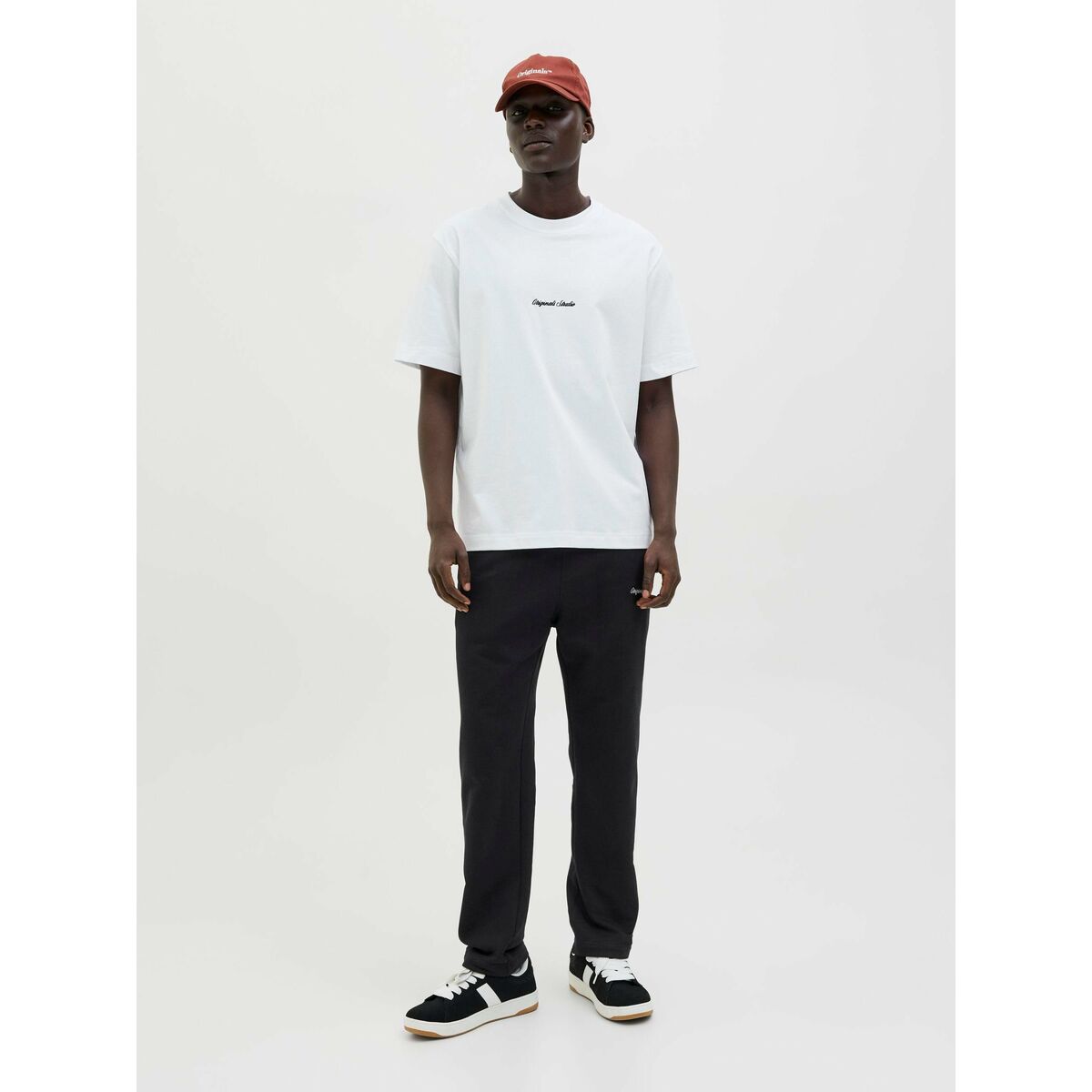 V4H6889416E4230144F7AC39C60656DA07ER7069187P5