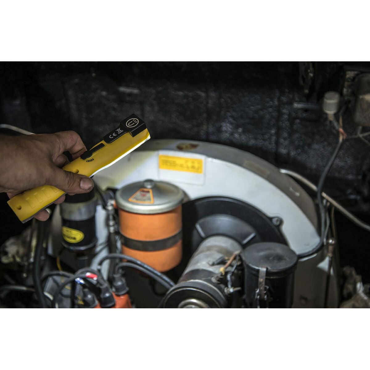 V4HCE633CA00915F737361F8357F6860B4FR7061682P4