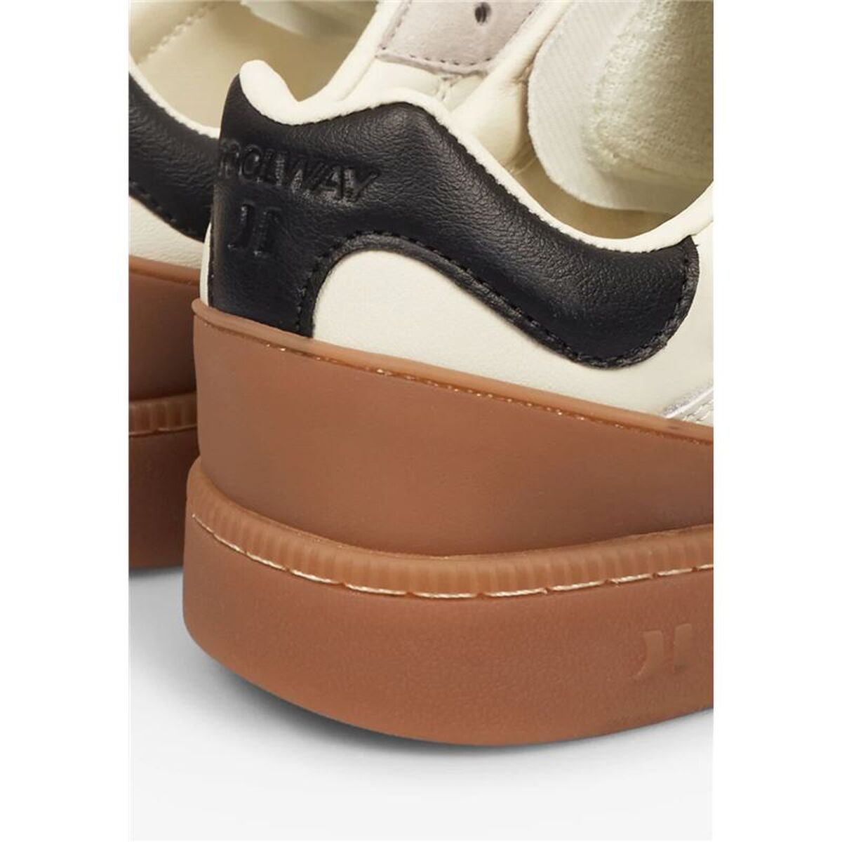 V2H5456CCB0E589B56E4C17A6EE38F21BA2R7678696P6