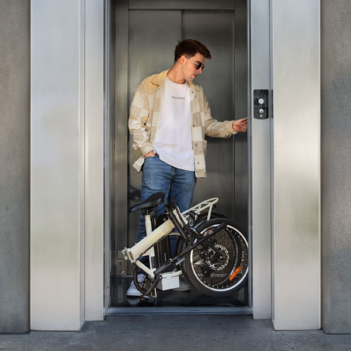 V4H1B8F34C7DD6C221600B386BB5D667F76R7343562P3