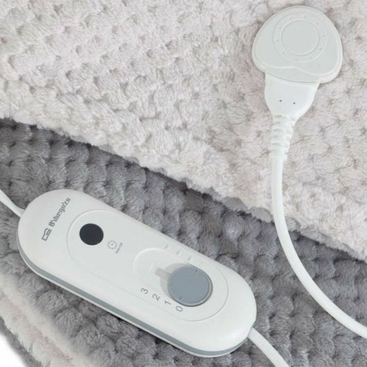 V4H3DC9C11675BB16AE4CCAF9BB9D4BC2CDR5127180P4