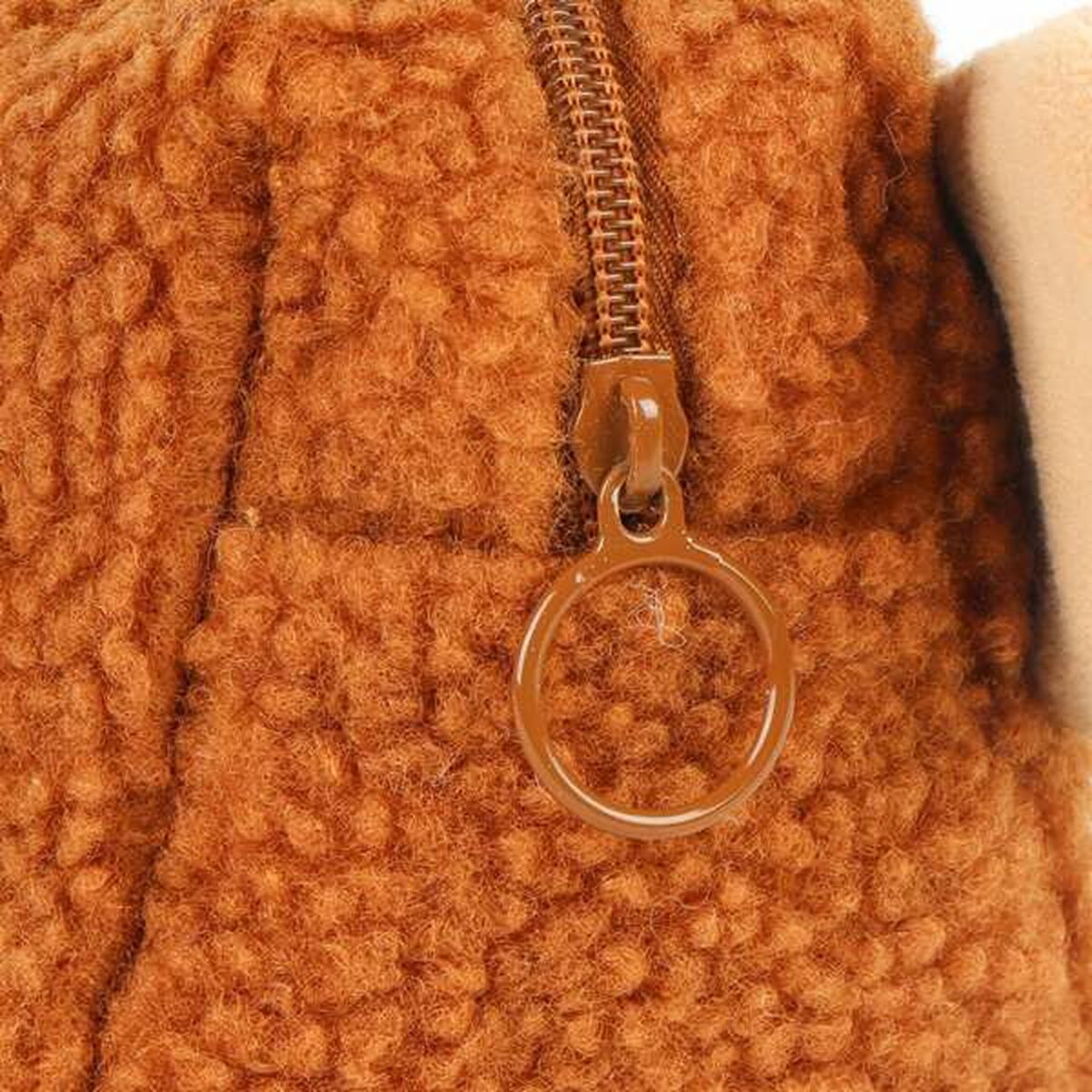 V4HCB0137FC819B04BD4256865C9637F539R7137750P7