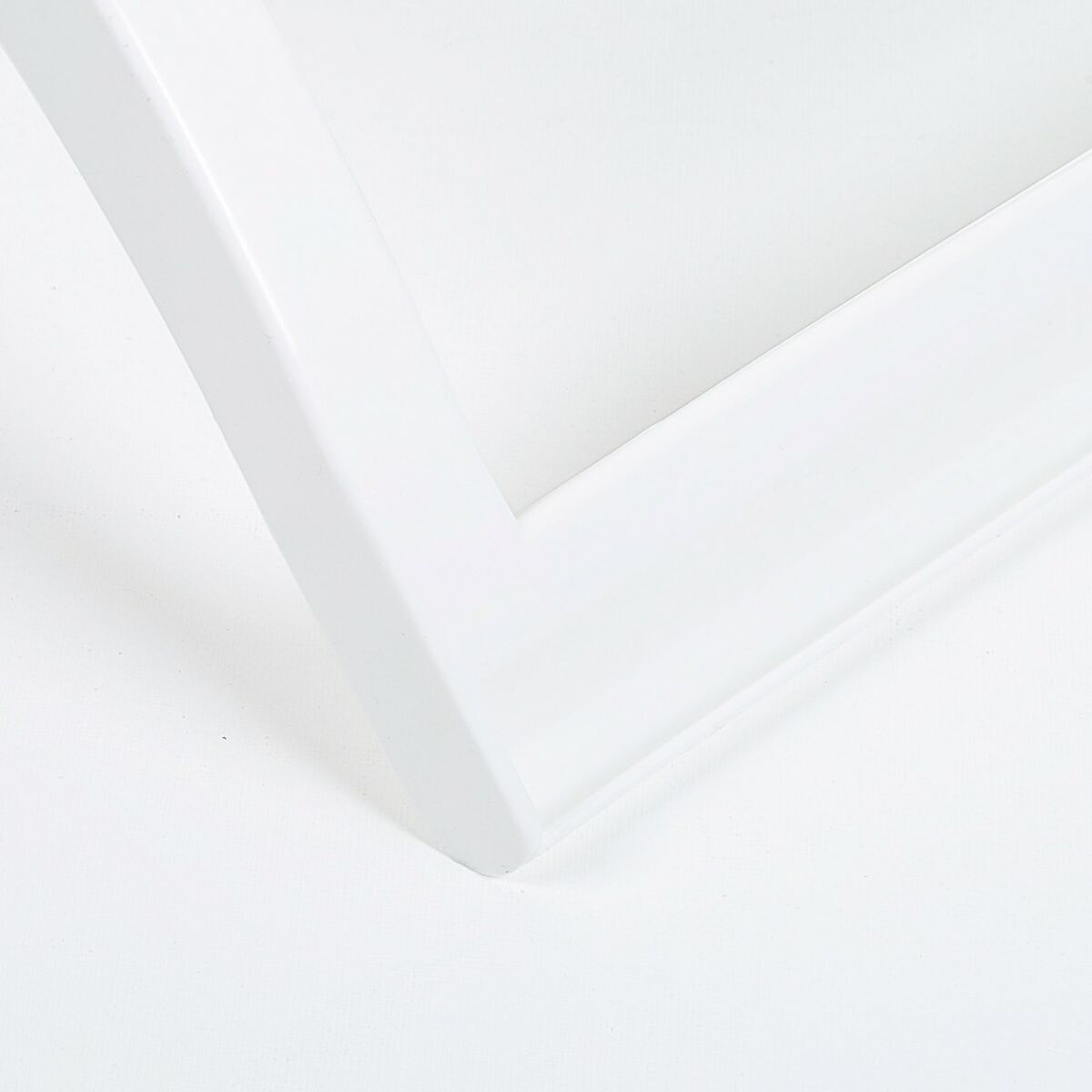 V5H3565C238DE654358047268F187743846R5678220P7